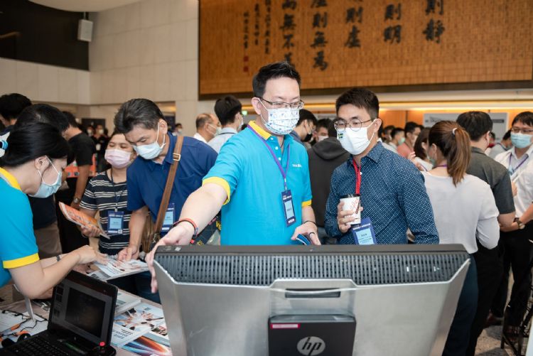 西門子數位企業平台提供Solid Edge方案,透過3D設計、同步技術、拓樸優化、收斂建模,助製造業加速產品開發流程。